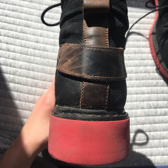 Brusque leather combat boot with pink rubber sole - Picture 2 of 6